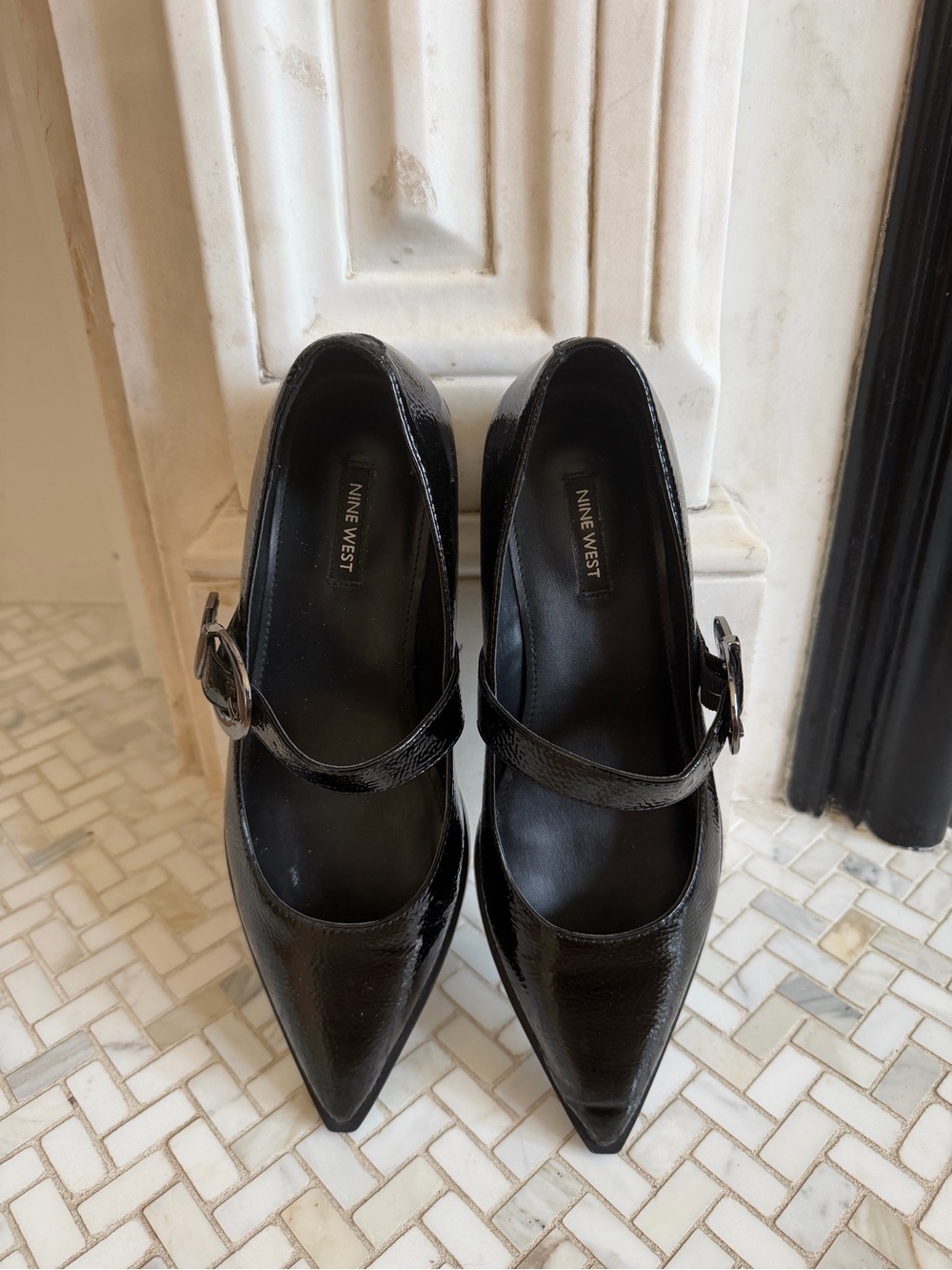 Nine West Woman’s Size 8 Black Patent Pointed Mary Jane Flats - Picture 7 of 7